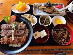 飛騨牛の串焼き御前